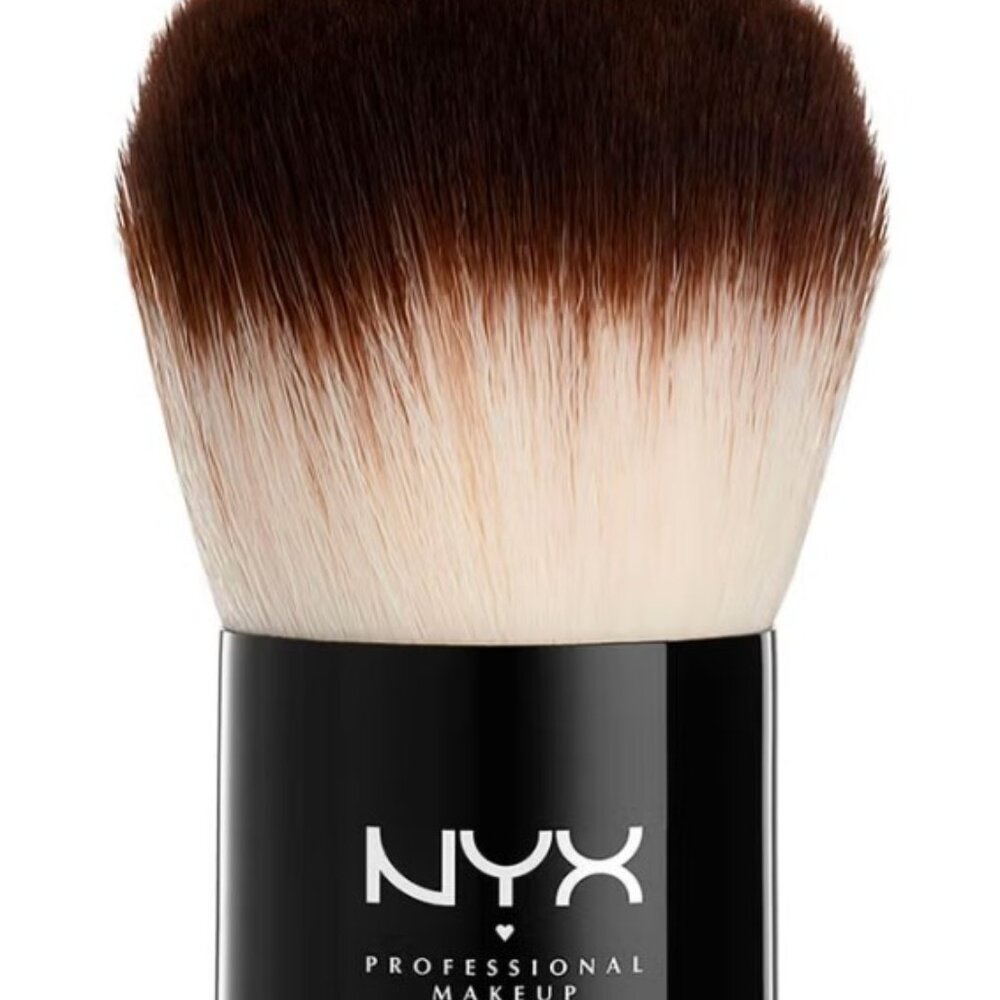 NYX  Kabuki Brush - 01